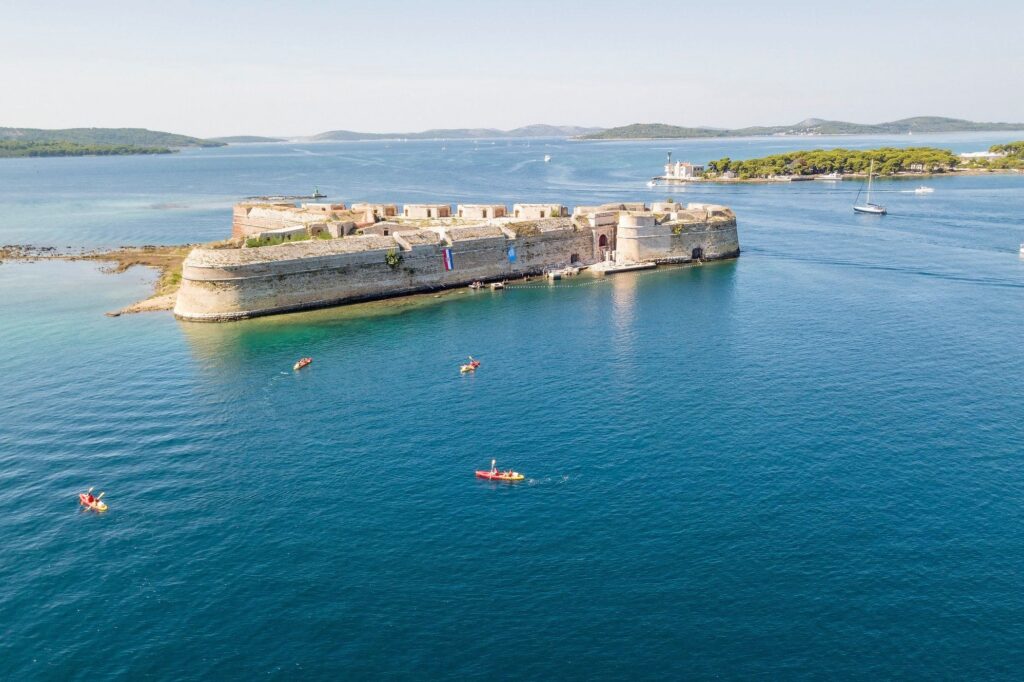 Kayaking Šibenik - Hrvatski klub putnika