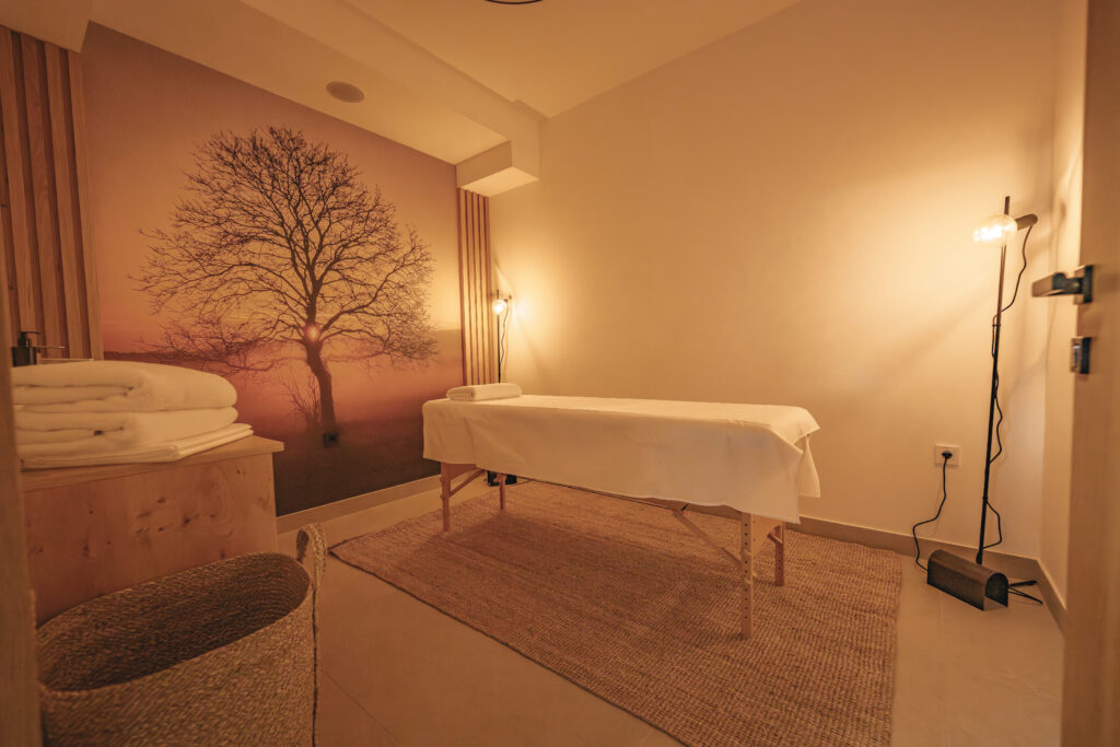 Trivrh Outdoor Hotel