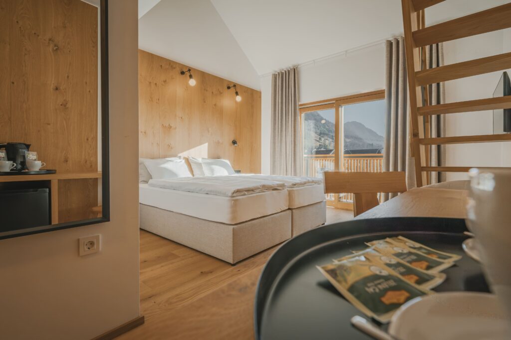 Trivrh Outdoor Hotel