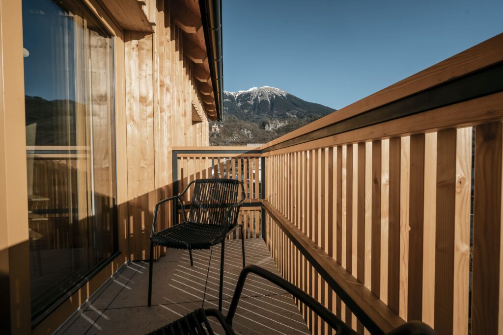 Trivrh Outdoor Hotel