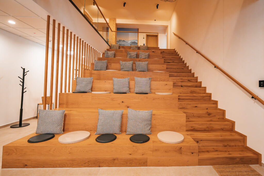Trivrh Outdoor Hotel